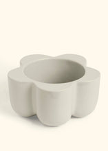 Load image into Gallery viewer, Petal Planter: Petal Planter (Cornflower) 4”