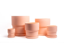 Load image into Gallery viewer, 4.5&quot; Calyx Pots w/Water Saucers - 8pc/cspk: Bubblegum
